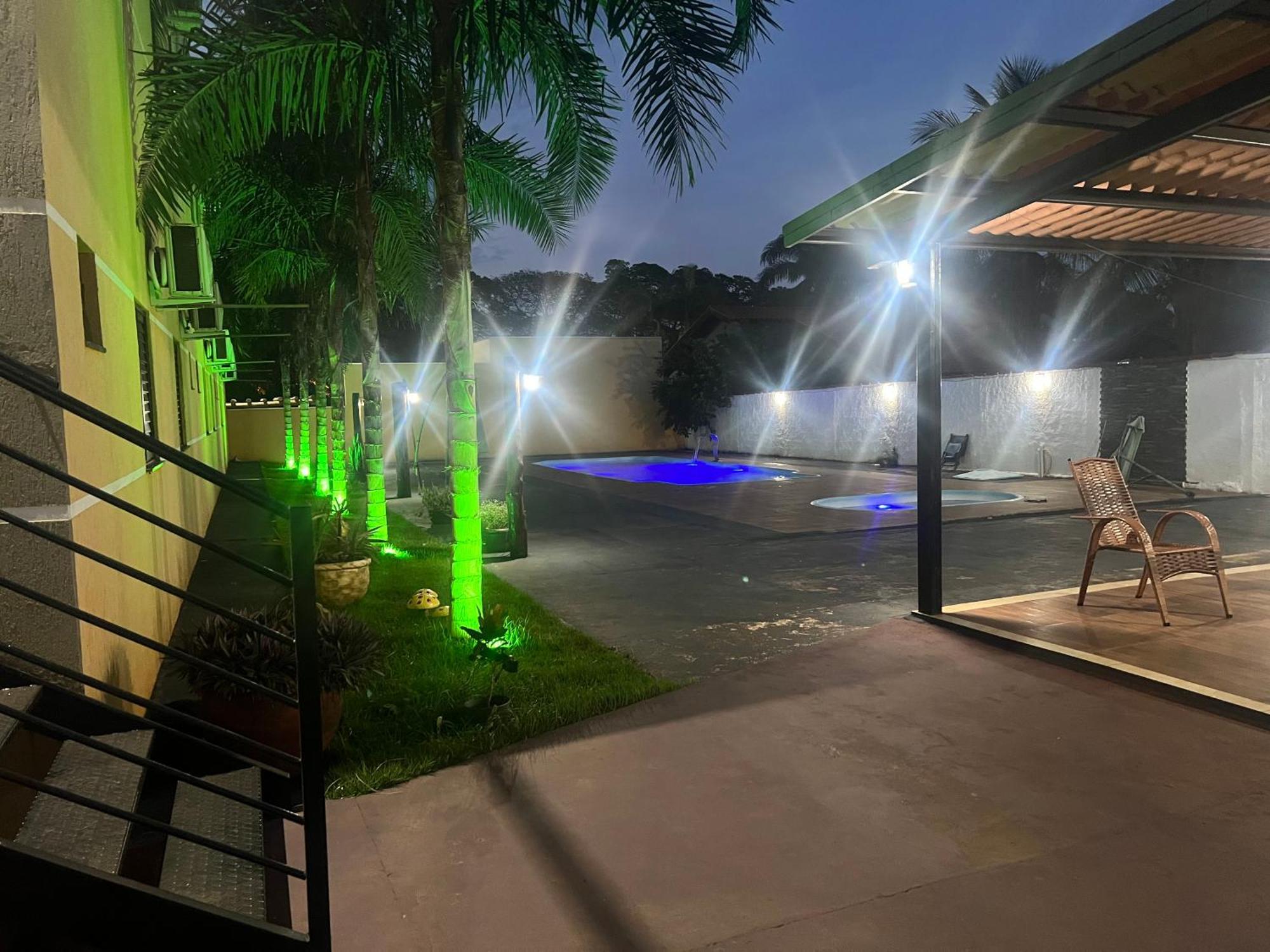 Hotel E Restaurante Na Chacara Dourados Exterior foto
